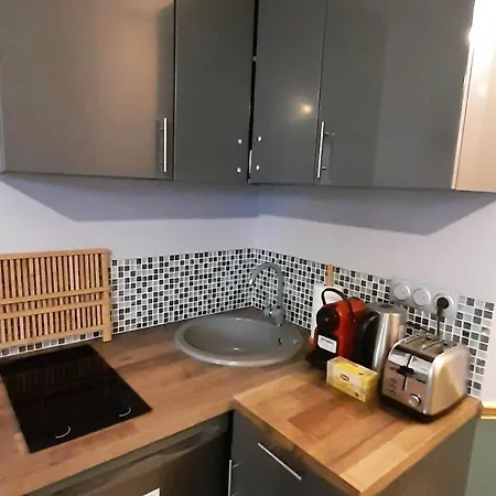 Apartament Guernica Montmartre *