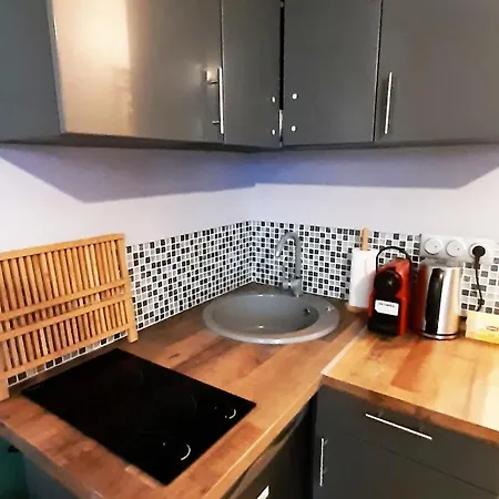 Apartament Guernica Montmartre *