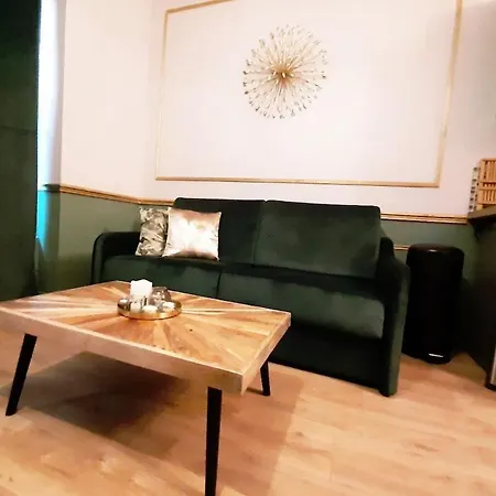 Guernica Montmartre Apartment